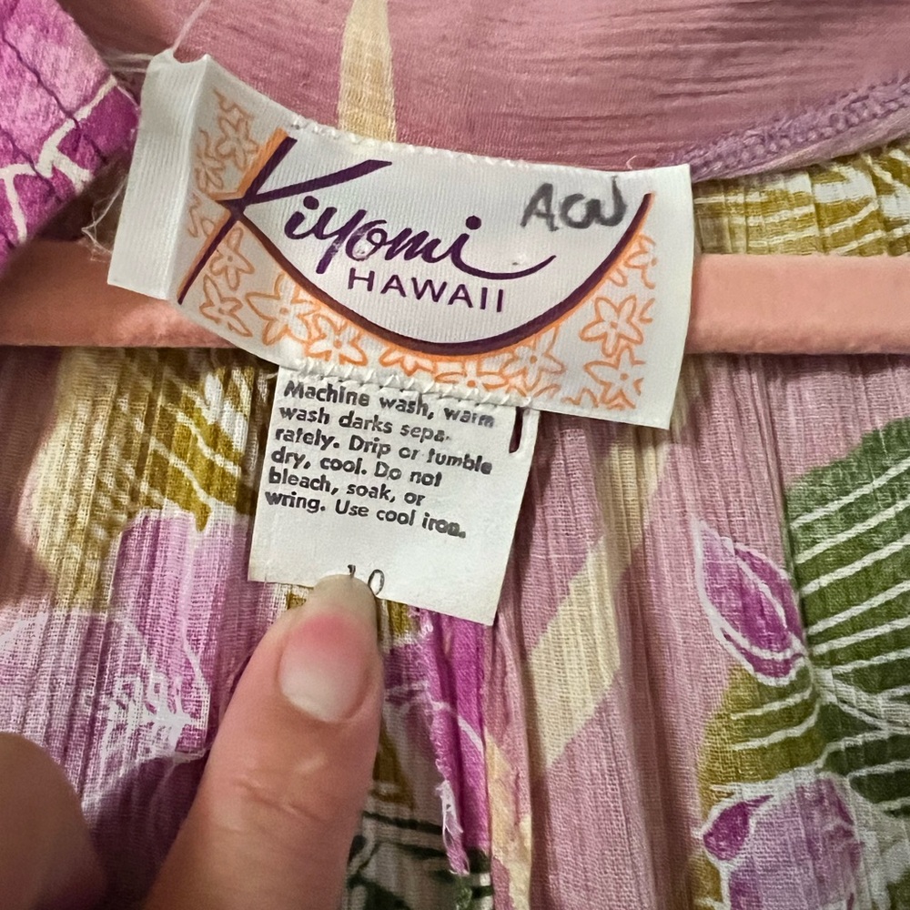 Vintage Kiyomi Hawaii Floral Dress
